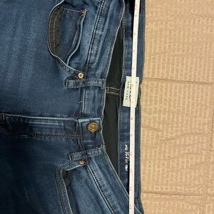 Nicole Miller 2% Spandex